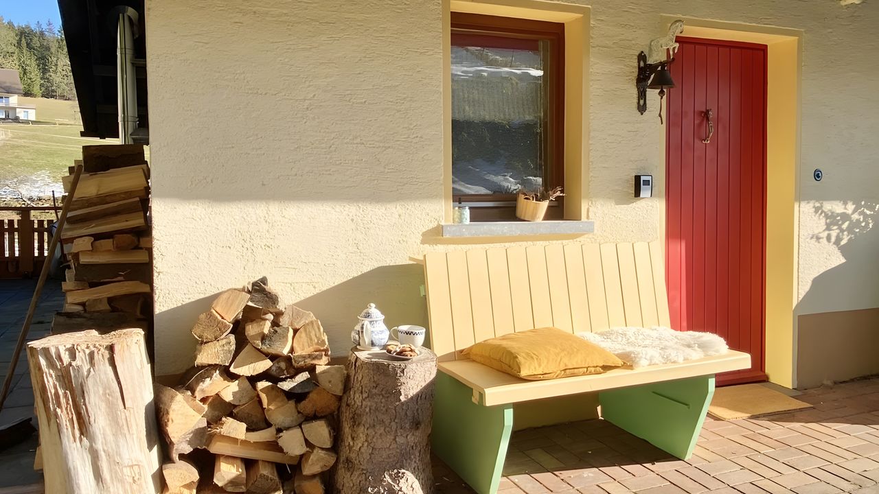 INSIDE, OUTSIDE INSIDE, OUTSIDE